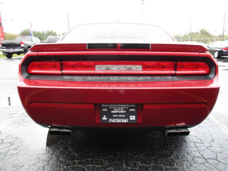 2010 Dodge Challenger SE