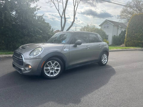2017 MINI Hardtop 4 Door Cooper S