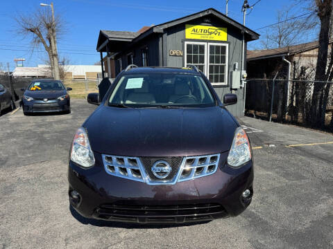2011 Nissan Rogue S Krom
