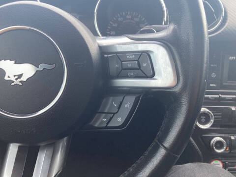 2015 Ford Mustang V6