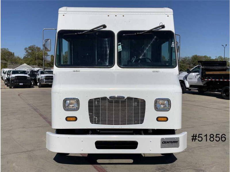 2016 Freightliner MT45 Chassis