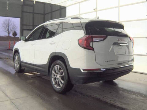 2024 GMC Terrain SLT