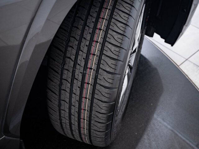 2022 Lexus LX 600 F SPORT Handling