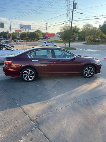 2017 Honda Accord for sale at Apex Motors in Baytown TX
