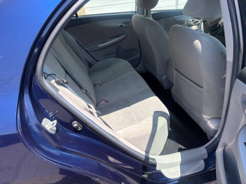 2012 Toyota Corolla LE