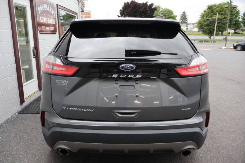 2021 Ford Edge Titanium