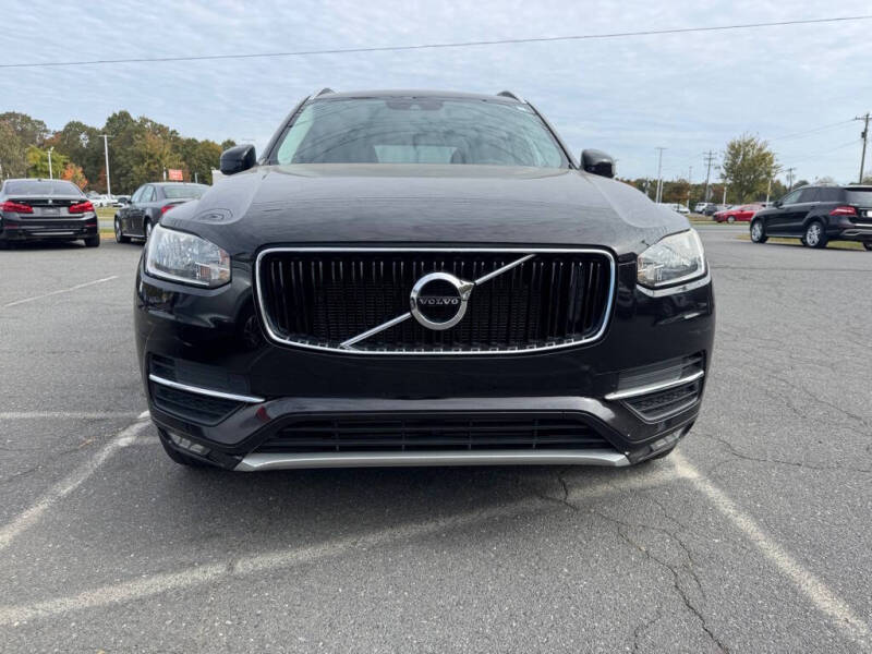 2016 Volvo XC90 T6 Momentum