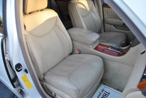 2004 Lexus LS 430