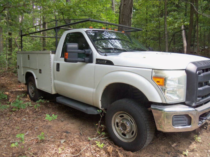 2011 Ford F-250 Super Duty XL's photo