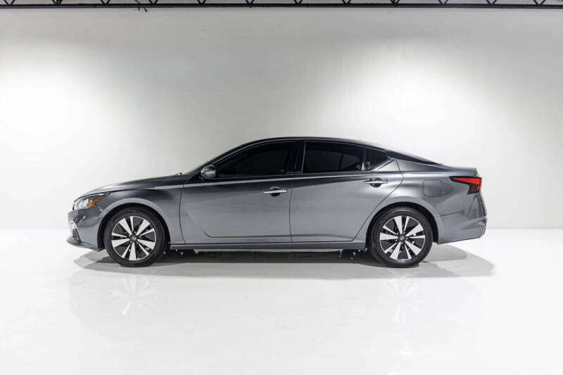 2021 Nissan Altima 2.5 SV