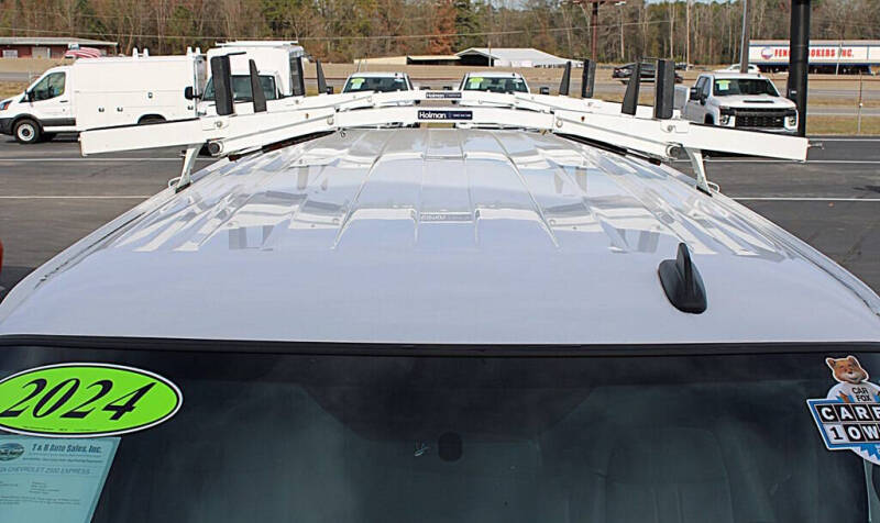 2024 Chevrolet Express 2500