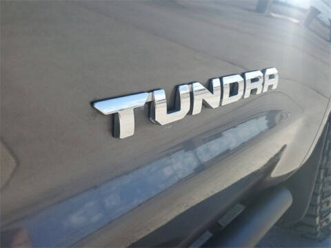 2017 Toyota Tundra SR5