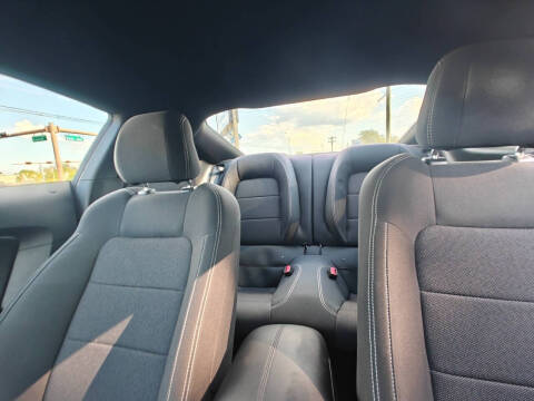 2016 Ford Mustang V6