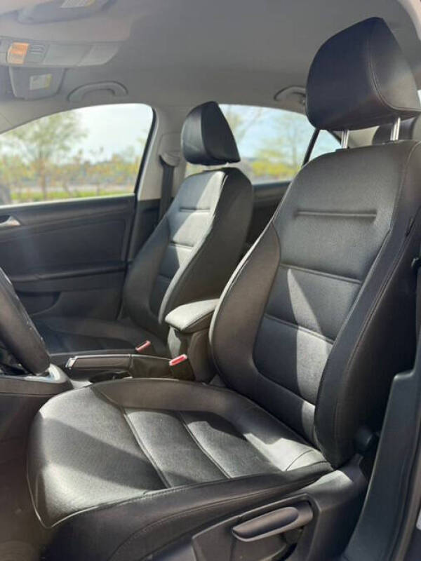 2012 Volkswagen Jetta
