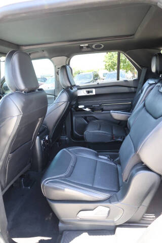 2023 Ford Explorer ST