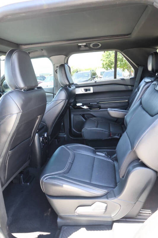 2023 Ford Explorer ST