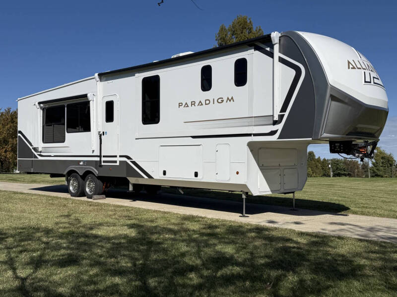 2026 Alliance RV Paradigm