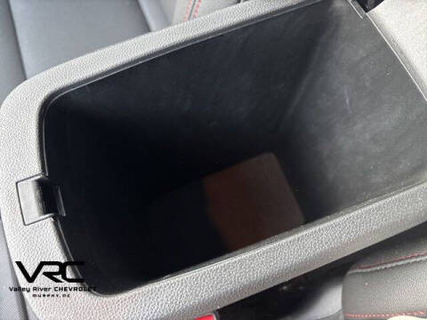 2025 Chevrolet Trax RS