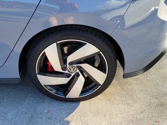 2024 Volkswagen Golf GTI S