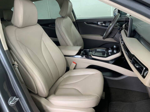 2023 Lincoln Nautilus Standard
