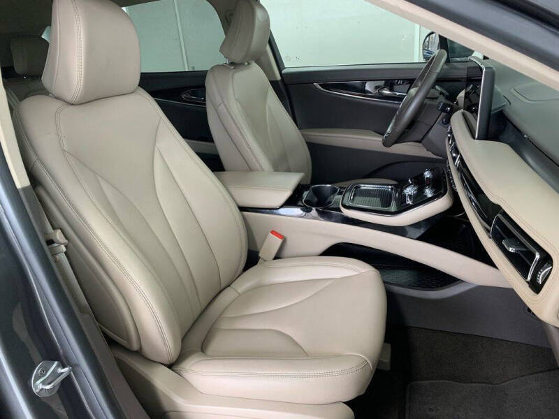 2023 Lincoln Nautilus Standard