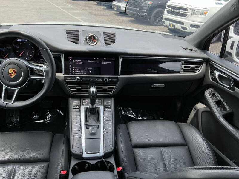 2021 Porsche Macan