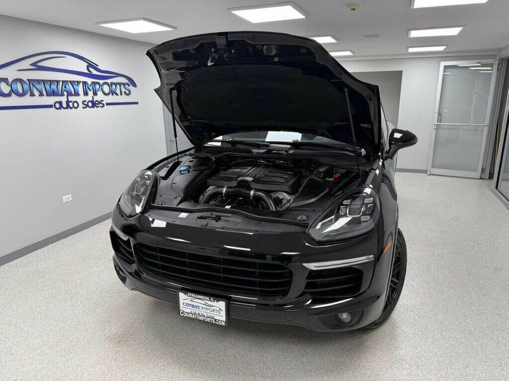 2018 Porsche Cayenne for sale at Conway Imports in   Streamwood, IL