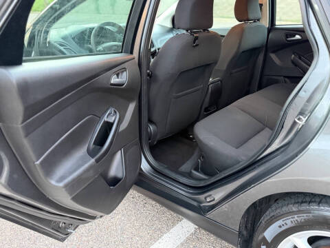 2017 Ford Focus SE