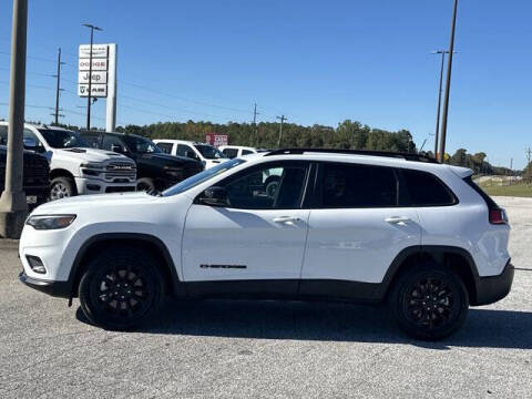 2023 Jeep Cherokee Altitude Lux