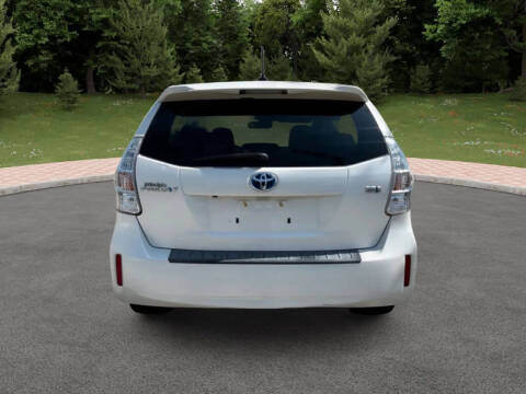 2014 Toyota Prius v