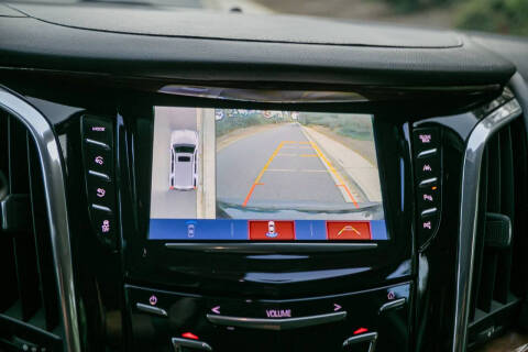 2018 Cadillac Escalade Standard