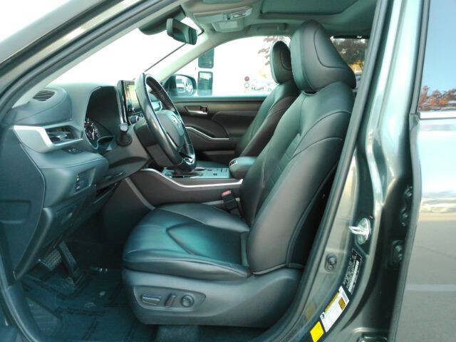 2020 Toyota Highlander XLE