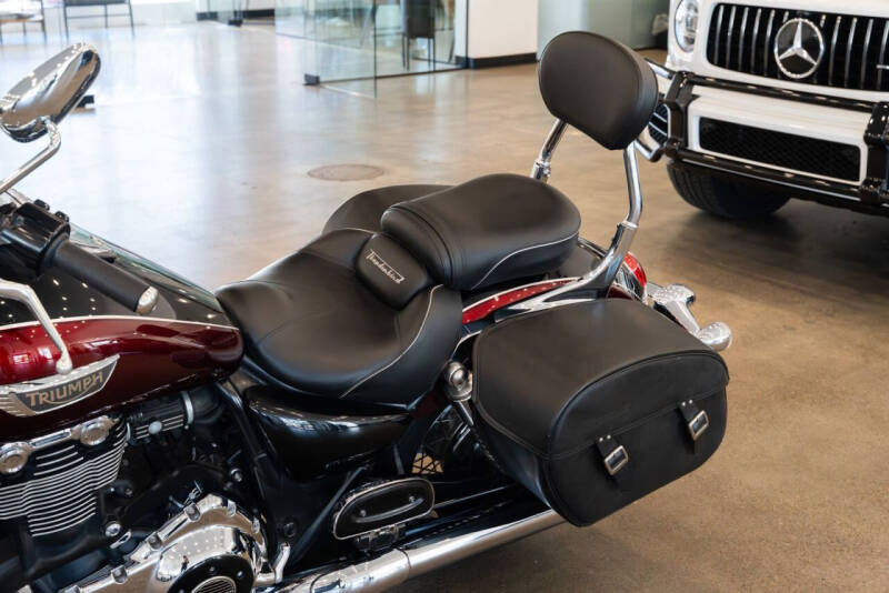 2015 Triumph Thunderbird