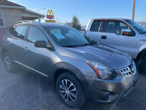 2015 Nissan Rogue Select for sale at Rine's Auto Sales in Mifflinburg PA
