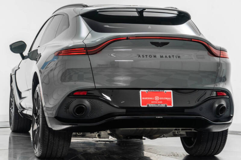 2022 Aston Martin DBX