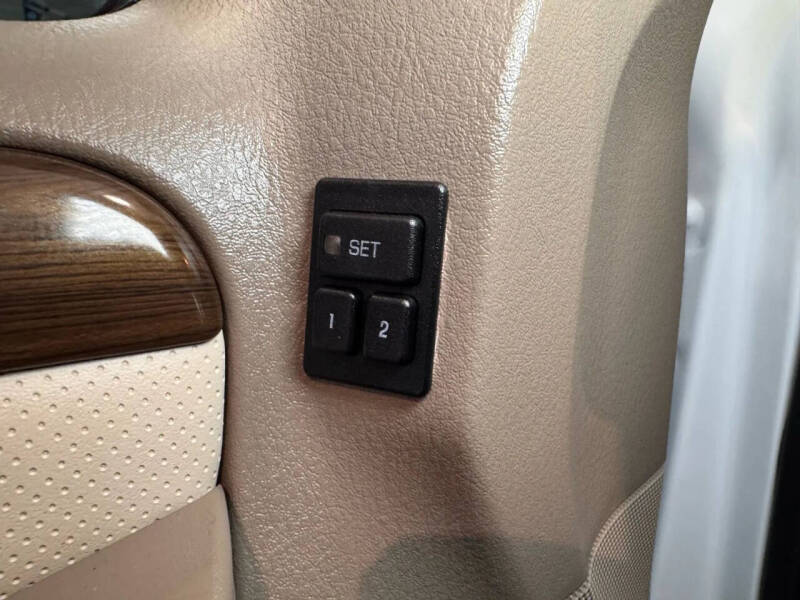 2005 Ford Explorer Eddie Bauer