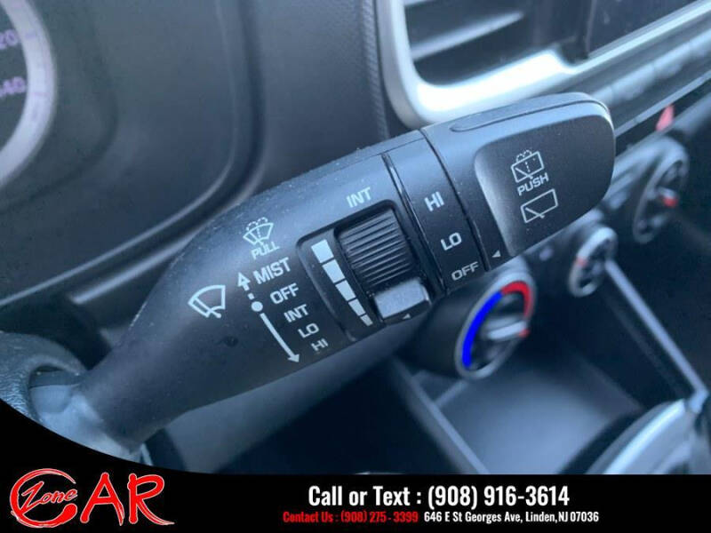 2021 Hyundai Venue SE