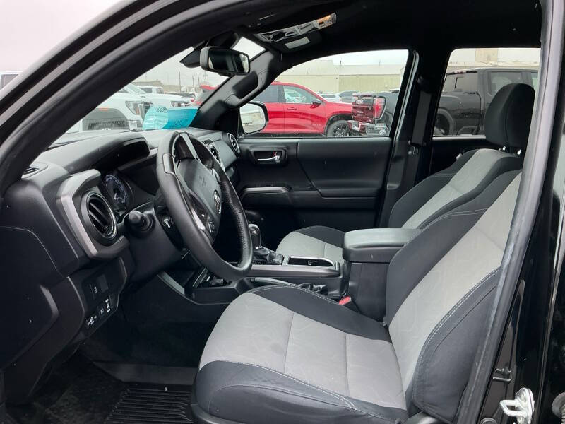 2023 Toyota Tacoma TRD Off-Road