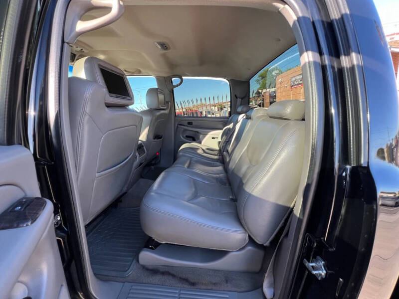 2004 GMC Sierra 2500HD