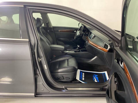 2018 Kia Cadenza Technology