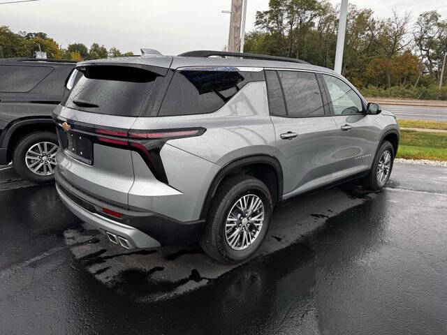 2025 Chevrolet Traverse LT