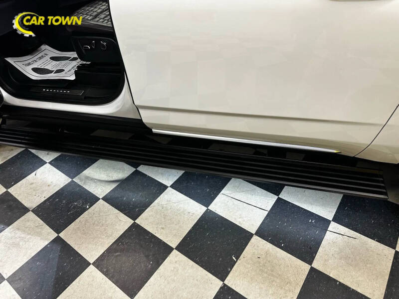 2022 Cadillac Escalade ESV Premium Luxury Platinum