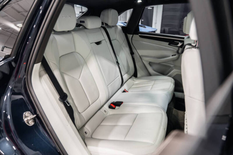 2021 Porsche Macan GTS