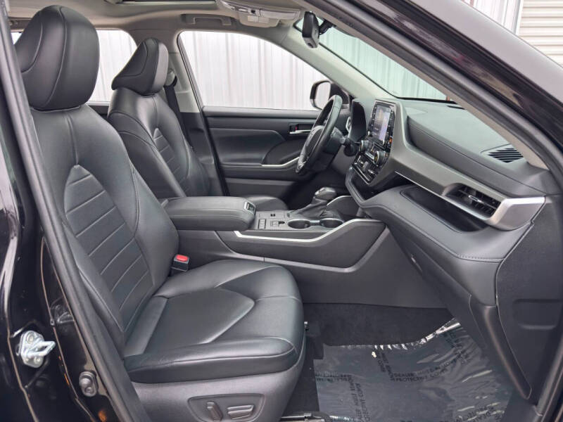 2020 Toyota Highlander Hybrid XLE