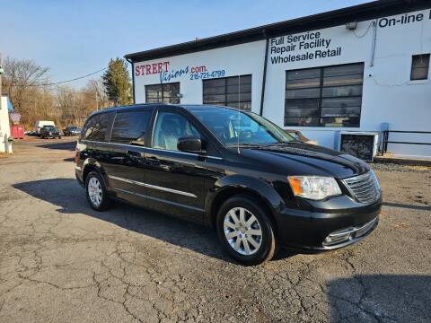 2015 Chrysler Town and Country for sale at Street Visions in Telford PA