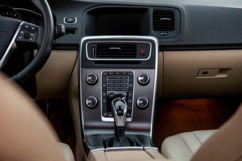 2015 Volvo V60 T5 Drive-E Premier