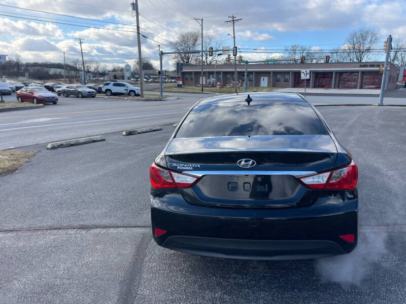 2014 Hyundai Sonata GLS photo 7