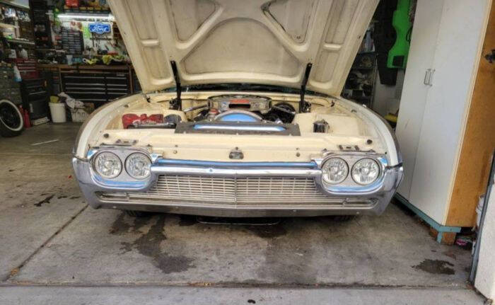1961 Ford Thunderbird