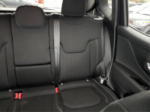 2022 Jeep Renegade Altitude