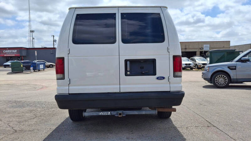 1997 Ford E-150